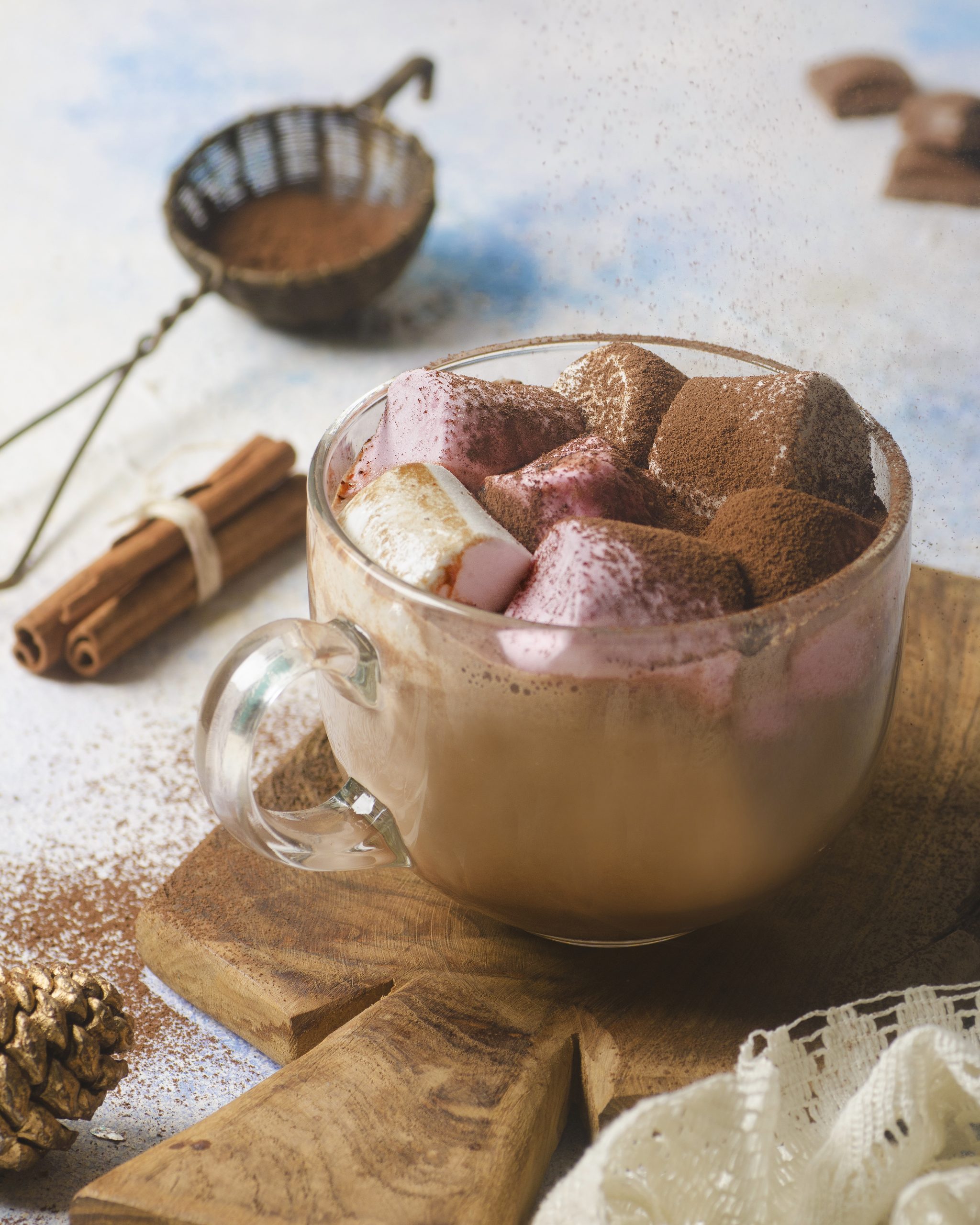 Cinnamon, nutmeg and paprika, combined with cocoa powder, coconut sugar and vanilla to give you the right winter warmth